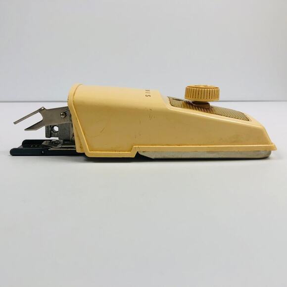 VTG SINGER 1960's Buttonholer Sewing Machine Attachment 6 Templates & Case MCM - Picture 5 of 10